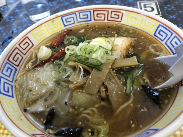 「辛口白菜ラーメン」@餃子と麺 いせのじょう 菊水本店の写真