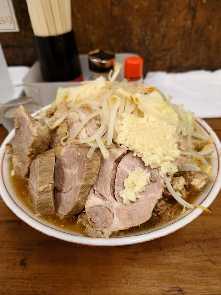 「小部隊W  ネギ  野菜  ニンニク  カラメ」@ラーメン二郎 品川店の写真