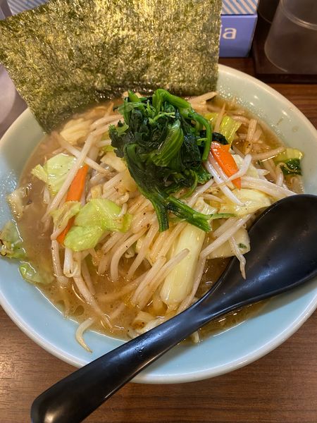 「８３１らーめん850円➕麺硬め➕細麺」@831家 和田店の写真