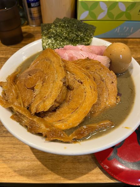 「濃厚煮干そば中盛味玉チャーシュー」@煮干し中華そば 一剣の写真