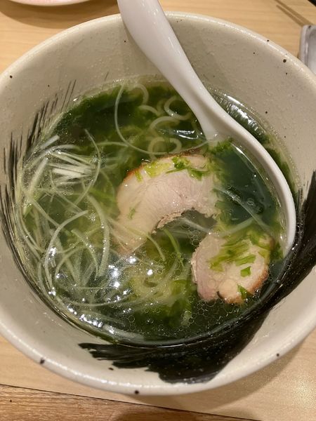 「青のり塩らーめん　352円」@超グルメ回転すし 武蔵丸 豊橋藤沢本店の写真