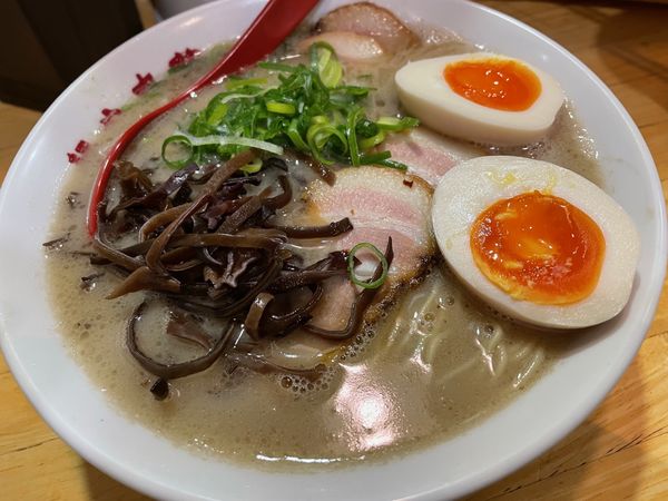 「肉増し豚そば +味玉+〆の明太ごはん（＠1200-）」@麺や 木蓮の写真