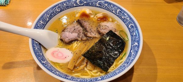 「特製中華そば」@中華そば 青葉 エキア志木店の写真