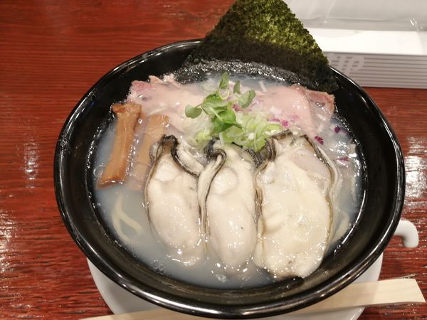 「牡蠣塩ラーメン　　1000円」@らーめん おおはしの写真