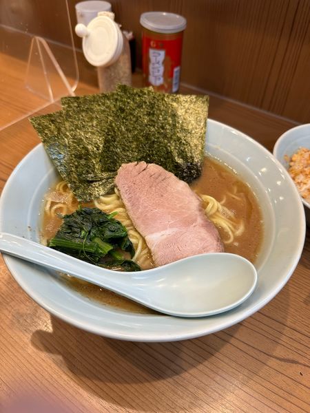 「ラーメン」@横浜家系ラーメン 武蔵家 秋津店の写真
