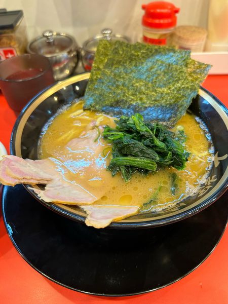 「ラーメン（並）」@家系ラーメン大輝家 日吉店の写真