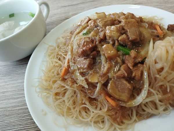 「焼きビーフン(セット)(750)」@頂好茶樓の写真