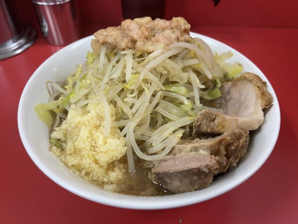 「麺半分豚二枚」@ラーメン二郎 柏店の写真