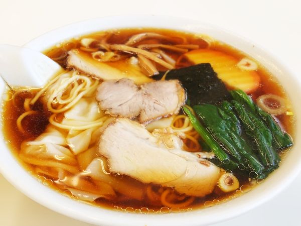 「ワンタンメン」@味世屋食堂の写真