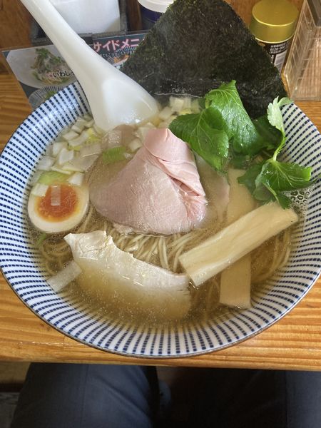 「白醤油ラーメンおおもり」@中華そば よしかわの写真