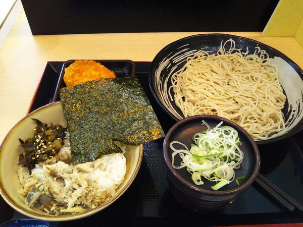 「ミニ焼鯖ごはんセット、コロッケ(クーポン)」@ゆで太郎 荒川沖店の写真