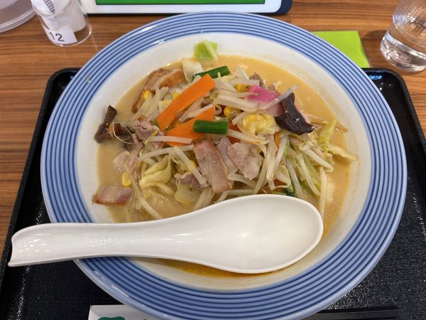 「ピリカラちゃんぽん　800円」@長崎ちゃんぽん リンガーハット 環八通り志村店の写真