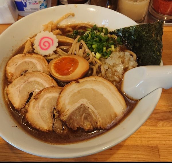 「中華そば  中盛   チャーシューTP」@らー麺Chopの写真