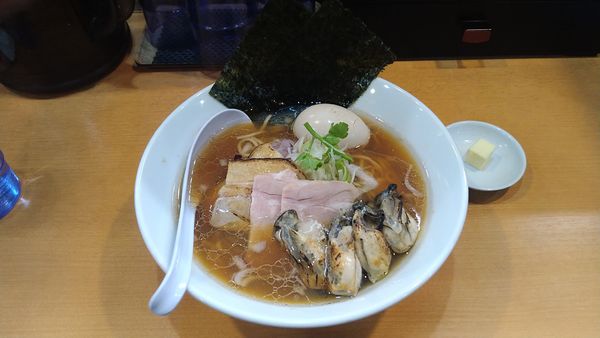 「【季節限定】広島産かきらーめん¥1150+特製¥250-」@中華そば 円月の写真