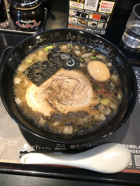 「豚そば銀次郎ブラック890円」@らあめん花月嵐 笹塚店の写真