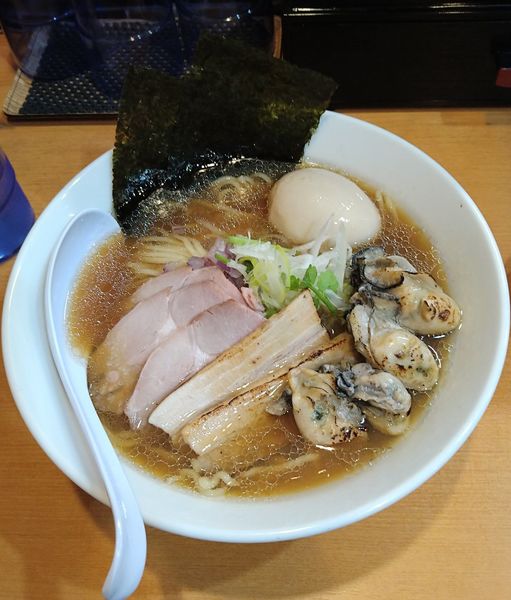 「特製かきらーめん（大盛り）」@中華そば 円月の写真