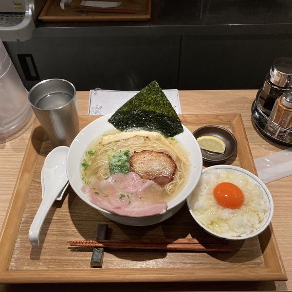 「魚介薫る貝ダシ汐そば」@おダシと銀しゃり 中華そば二兎の写真