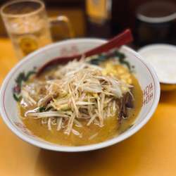 ねぎ味噌（麺固め￥850）＋サービスライス他