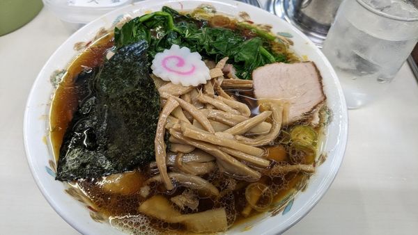 「チャーシュー麺　メンマ　れんそう」@青島食堂 秋葉原店の写真