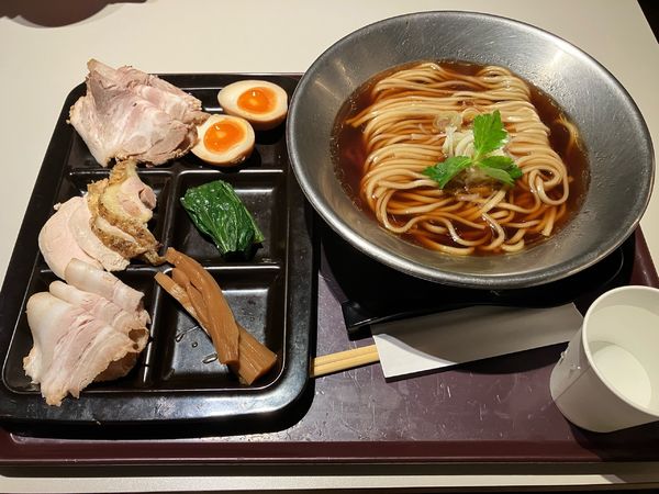 「紫」@京都千丸 しゃかりき murasaki 京都タワーサンド店の写真