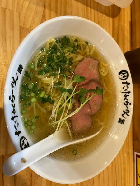 「牛骨ラーメン750円」@たけろくらーめん 成田店の写真
