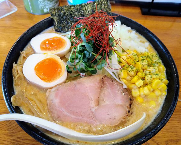 「【限定】白湯みそ（モヤシ抜き） ￥1000」@麺屋 鶏口の写真