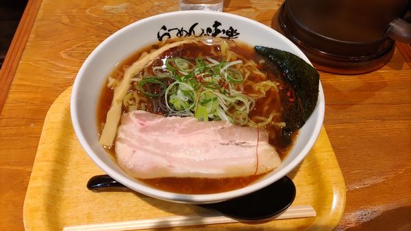 「スパイシー焼き醤油ラーメン」@利尻らーめん 味楽 新横浜ラーメン博物館店の写真
