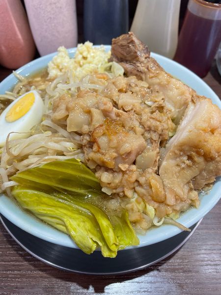 「ラーメン 半分 ニンニクヤサイアブラ」@ラーメン富士丸  西早稲田店の写真