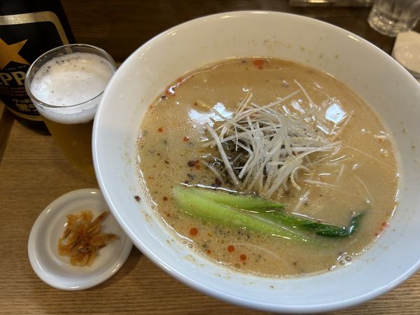 「担々麺1050円+焼売(2個)360円+ビール700円」@中華厨房 虎視たんたんの写真