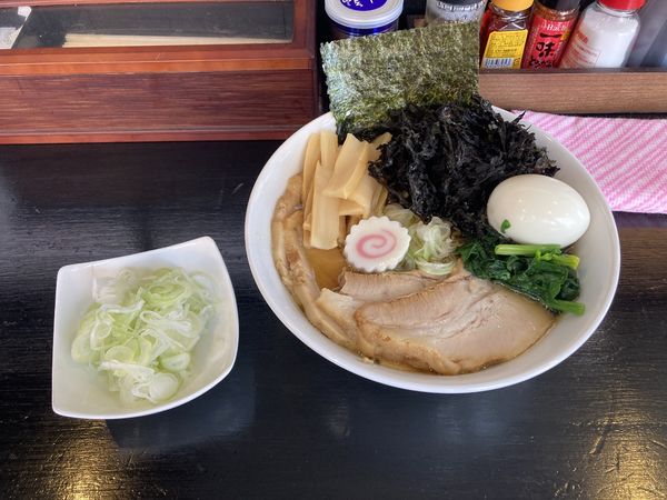 「チャーシューらーめん+全トッピング」@らーめんICHIの写真