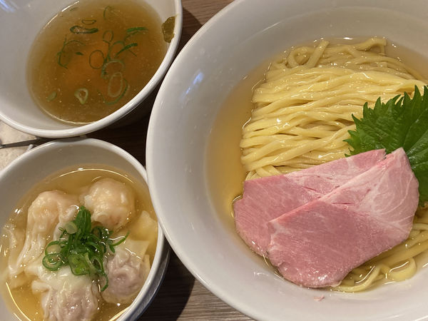 「昆布水つけ麺 二種のワンタン(白醤油)」@支那蕎麦 澤田の写真