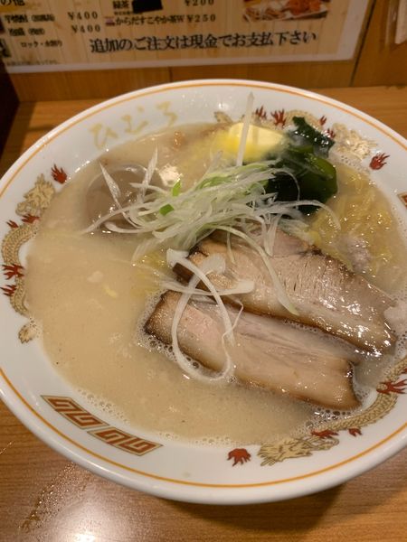 「函館塩ラーメン バター」@北海道らーめん ひむろ 大宮店の写真