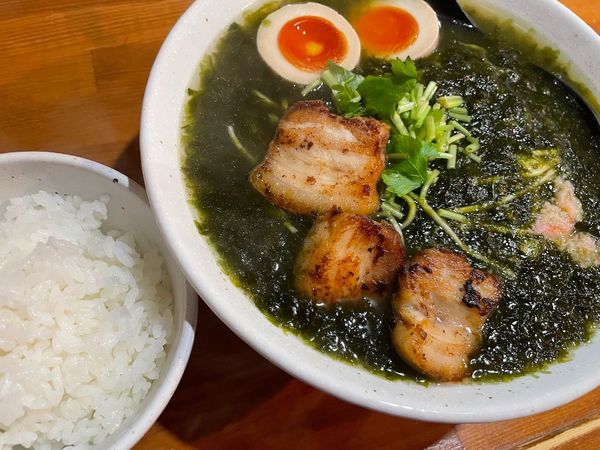 「つぼみ磯しおそば（980円）,ライス 小（120円）」@節麺屋 つぼみ 小松店の写真