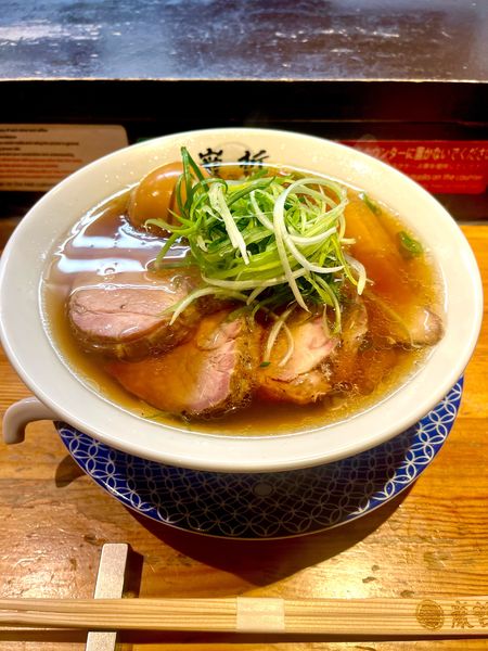 「肉醤油ラーメン」@ラーメン 巌哲の写真