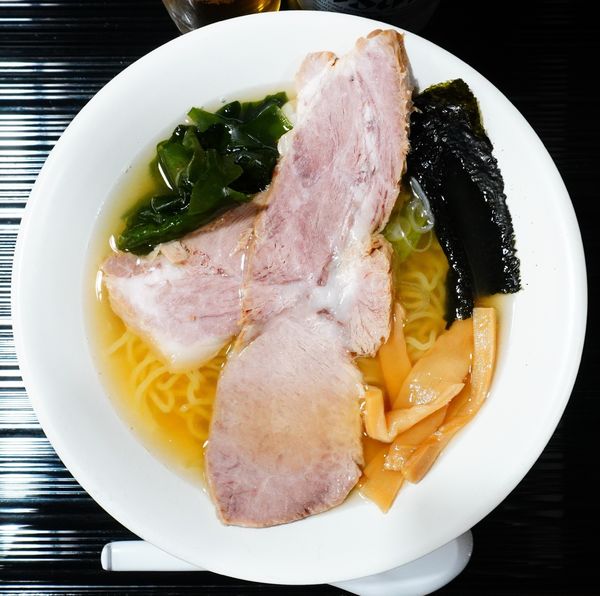 「淡麗潮中華そば＋瓶ビール」@流行るより愛される一杯をの写真