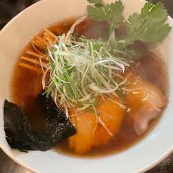 しょうゆラーメン