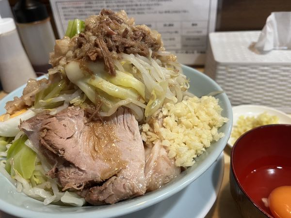 「油そば 300g 生卵 生姜」@ラーメン富士丸 平塚店の写真