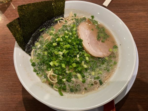 「ラーメン　750円」@ばってんラーメン 町田店の写真