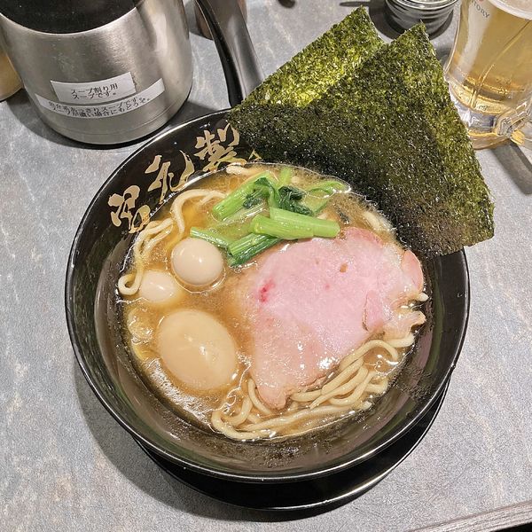 「半熟味玉入りラーメン」@宮元製麺の写真