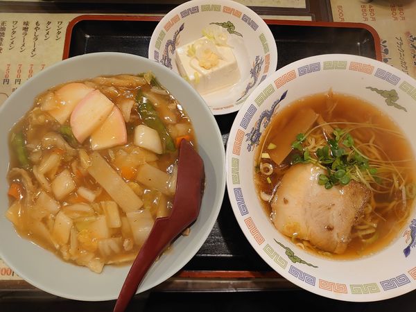 「中華丼セット(950円)」@ラーメン王の写真