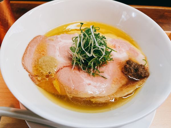 「味玉焼豚塩蕎麦」@神保町黒須の写真