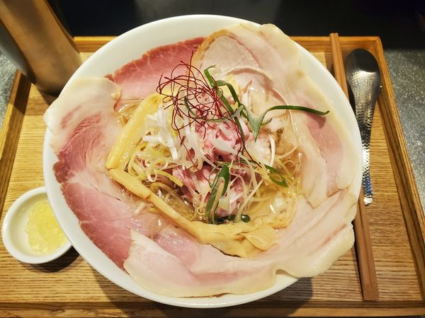 「肉盛塩中華 SOBA」@麺屋 左衛門の写真