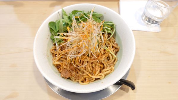 「【限定】油そば（ドラゴン） 900円 + 日替り丼 400円」@中華そば すばる食堂の写真