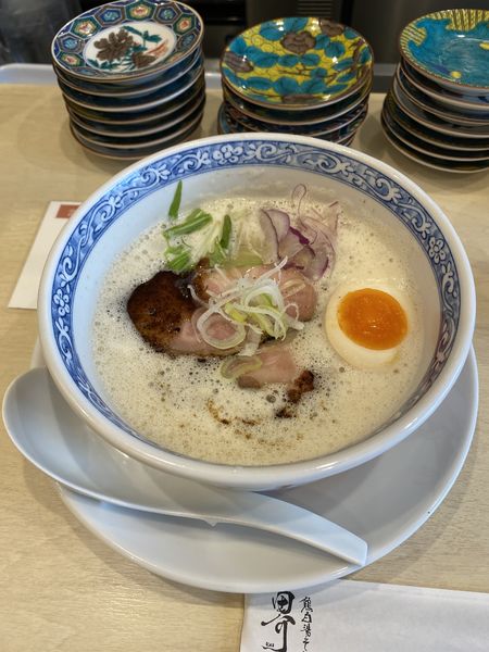 「ポルチーニ泡鶏白湯」@鶏白湯そば 界の写真