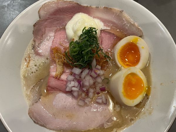 「特上鶏白湯らぁ麺」@Ramen Afro Beatsの写真