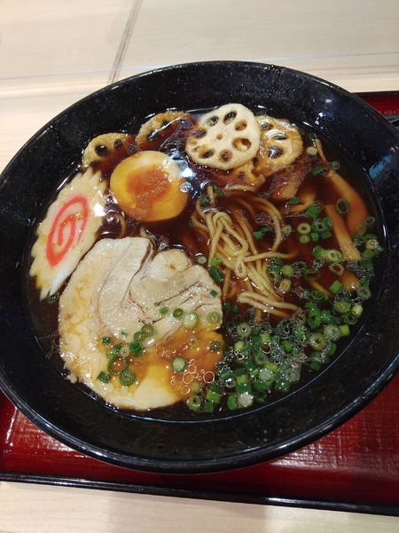 「たまり醤油らーめん」@らーめん村里木 友部SA（下り）の写真