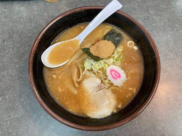 「中華そば」@ハッスルラーメンホンマ 亀戸本店の写真
