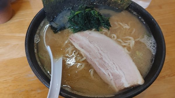 「豚骨醤油」@らぁめん 鶏支那屋の写真