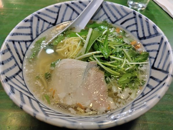 「通堂うま塩ラーメン　新・おんな味　ミニ」@琉球新麺 通堂 横浜ラーメン博物館店の写真