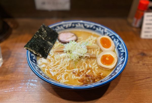 「味噌らあ麺¥900、味玉¥100、大盛り（無料）」@めん処 樹の写真